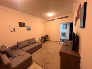 TV/trung tâm giải trí tại المويهات 2 عجمان الإمارات