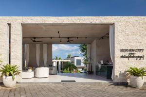 Bygningen som lejlighedshotellet ligger i + 27 billeder