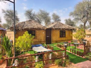 Zahrada ubytování The Dunes Camping & Safari RAK