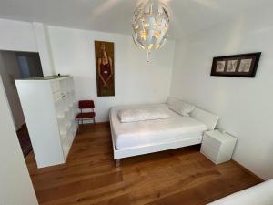 Giường trong phòng chung tại Top Apartment Rödermark 2SZ