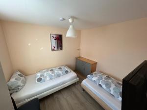 Billede fra billedgalleriet på Exclusiv Apartment Rödermark 3 Schlafzimmer i Rödermark + 16 billeder