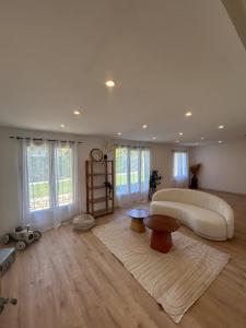 Postel nebo postele na pokoji v ubytování Jolie maison au calme de l'orée de sologne