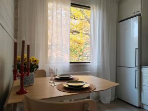 Køkken eller tekøkken på Row House near LUT and LAB Campus - Sauna - 24 Self Check-in