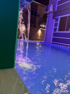 Swimmingpoolen hos eller tæt på 786 Bali Top Homestay