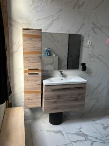 Koupelna v ubytování Suzanne house