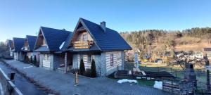 Bygningen som feriehuset ligger i