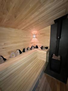 Ảnh trong thư viện ảnh của Equi Lis - будиночки для відпочинку ở Yasnogorodka