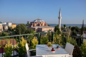 Příroda nedaleko aparthotelu