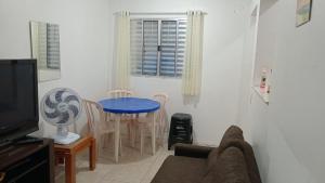 Et opholdsområde på Casa a 5 minutos a pé da Praia da Enseada!