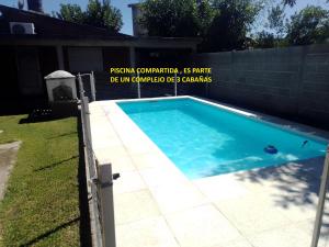 Swimmingpoolen hos eller tæt på Sierras y sol