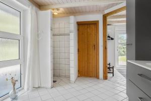 Et badeværelse på 487-Thisted-Hummervej-9 + 23 billeder