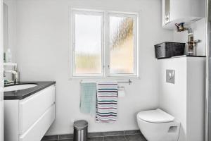 Køkken eller tekøkken på 162-Thisted-Molgaardsvej-62 + 12 billeder