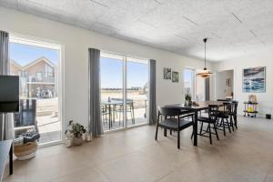 Khu vực ghế ngồi tại 924-Hvide-Sande-Langsand-137-stuen +25 ảnh