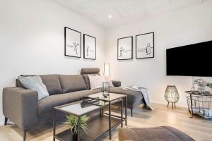 TV/trung tâm giải trí tại 921-Hvide-Sande-Langsand-180-stuen