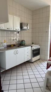 Fotografie z fotogalerie ubytování Apartamento à 7 minutos da PRAIA DO FORTE v destinaci Cabo Frio