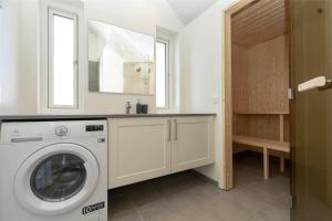 Billede fra billedgalleriet på 902-Hvide-Sande-Langsand-98-1-sal i Hvide Sande