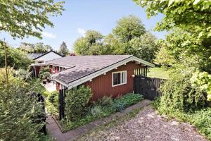 En have udenfor R746-Rodvig-Kaspervej-4