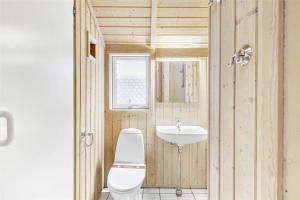 Et badeværelse på 3306-Stege-Bunden-7