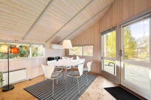 Et opholdsområde på R968-Rodvig-Skovstumperne-8 + 20 billeder