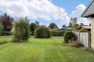 Zahrada ubytování R950-Rodvig-Stevns-Strandlaugsvej-15-a