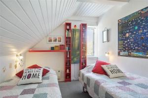 En eller flere senge i et værelse på 4259-Stege-Fabriksgade-14