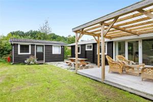 En have udenfor FA043-Faxe-Ladeplads-Svend-Gongesvej-4