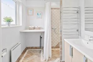 Phòng tắm tại 3036-Stege-Bundgarnet-36 +27 ảnh