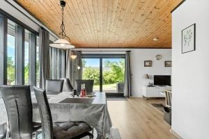 Posezení v ubytování 7041-Bogo-By-Tarnbakken-21 + 14 fotografií