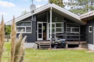 Bygningen som feriehuset ligger i