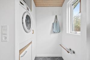 Billede fra billedgalleriet på R963-Rodvig-Skovstumperne-3 i Rødvig