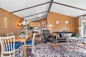 Et opholdsområde på R845-Rodvig-Maelskifterne-51