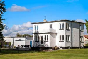 Budova, kde se prázdninový dům nachází