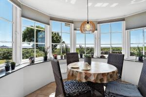 Khu vực ghế ngồi tại 0395-Romo-Sonder-Frankel-48