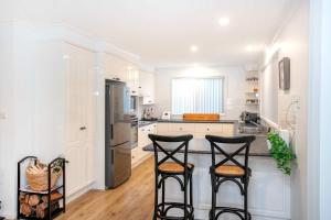 Nhà bếp/bếp nhỏ tại The Salty Deck