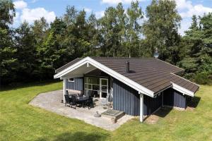 En have udenfor 13319-Hojby-Petersvej-4