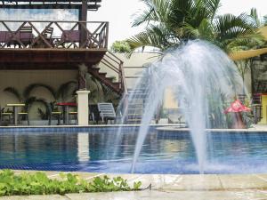 Der Swimmingpool an oder in der Nähe von Hotel Puerto Libre