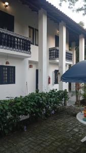 Budova, kde se penzion – hostinec nachází + 34 fotografií