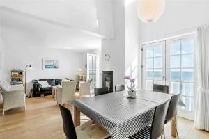 Khu vực ghế ngồi tại 11207-Nykobing-Sj-Havnevej-65-1-th