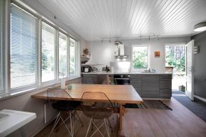 Køkken eller tekøkken på 10034-Rorvig-Hojvaenget-2 + 7 billeder