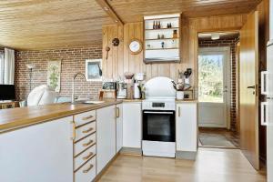 Køkken eller tekøkken på LF10314-Hurup-Thy-Edderfuglevej-15 + 15 billeder