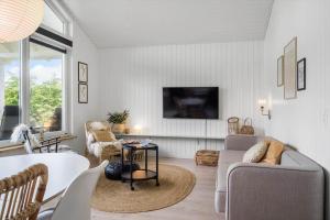 TV/trung tâm giải trí tại LF10058-Thyholm-Fyrrevej-17