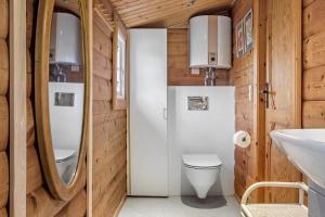 Et badeværelse på LF21543-Spottrup-Tyttebaervej-10 + 20 billeder