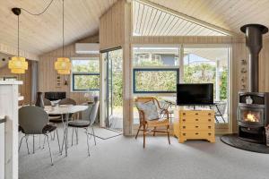 Et tv og/eller underholdning på LF11107-Struer-Skovvej-7