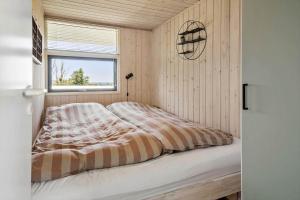 En eller flere senge i et værelse på LF11107-Struer-Skovvej-7