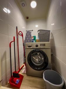 Haven46 : غسالة ومجفف في غرفة صغيرة +19 صورة