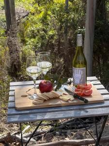 Drinks på Wattle Grove Hideaway by Tiny Away