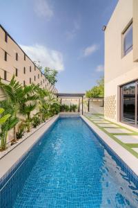 3BR Private Pool Villa in Sharjah - Bali Inspired - BBQ Pit - 3WC