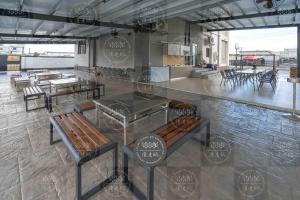 En restaurant eller et andet spisested på 慕漾民宿 包棟獨棟游泳池近羅運