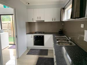 Afbeelding uit fotogalerij van Luxary accommodation in Clayton North