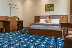 Afbeelding uit fotogalerij van Hotel Aivazovsky in Gjoemri